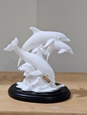 LENOX - Dance of The Dolphins - Bone China